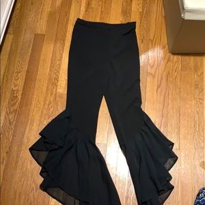 Black flow pants